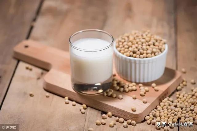 豆浆西施图片:为什么豆浆可以延缓衰老？