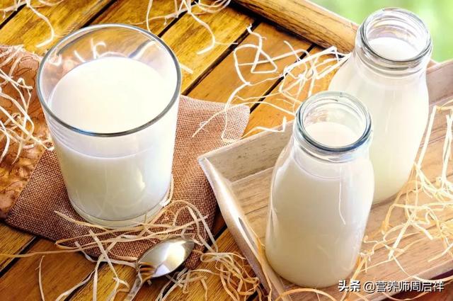 喝什么牛奶补肾，男人喝什么奶最好?牛奶还是酸奶？