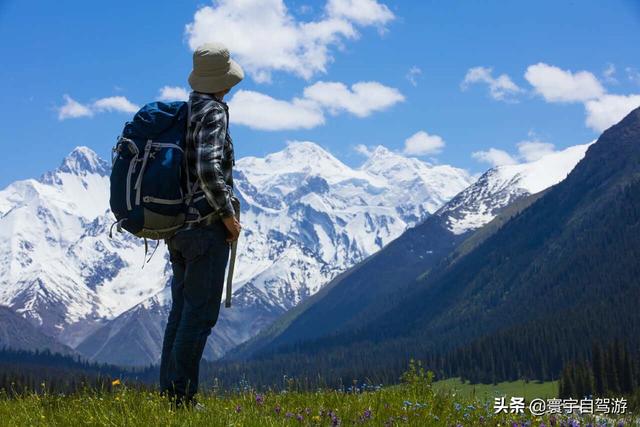 新疆牛头梗俱乐部:十月份适合去新疆哪里旅游？