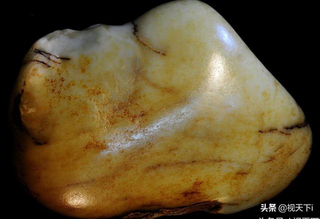 玉石分类和等级,玉石和其它石头的区别是什么？