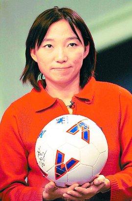 胡雯:孙雯为什么不亲自做中国女足的主教练？