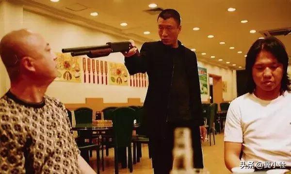 你认为国内哪个演员演黑帮老大演得最到位？