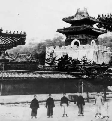 守墓灵异事件:古代的守墓人到底有多神秘？孤独终身，为何都抢着干？