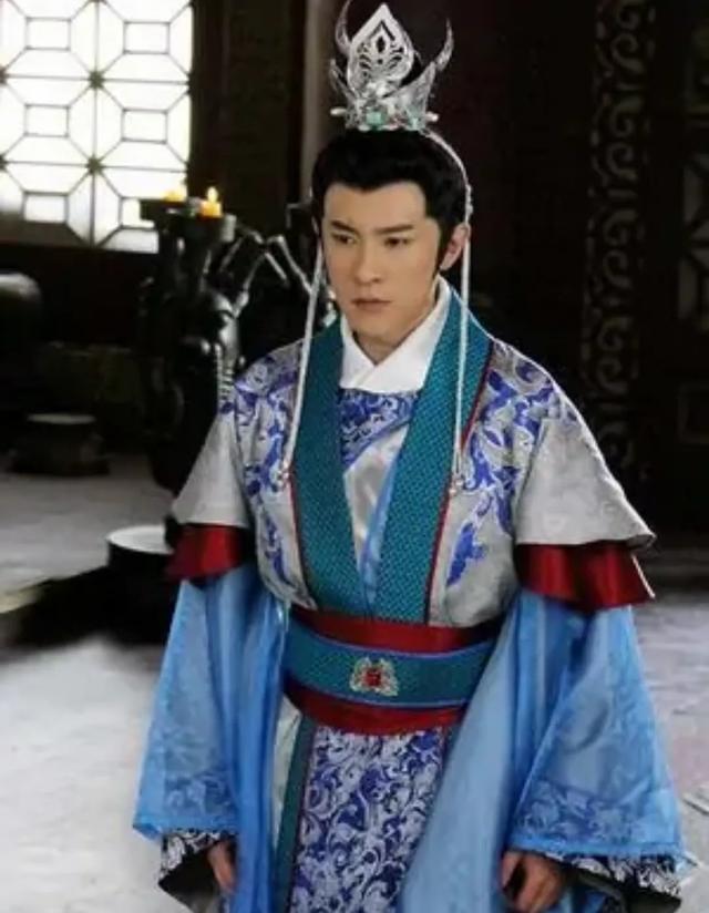 魏丑夫:姬昌和次子姬发都姓姬，为何长子却叫伯邑考，哪个是收养的？