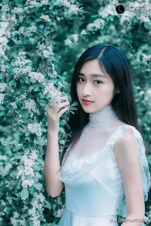 美渣吉吉宣布分手:分手后就无底线指责对方，骂人渣男渣女，这种行为你怎么看