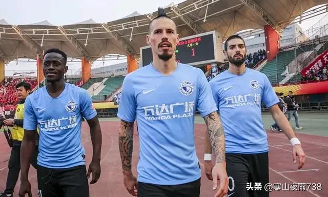 南美林猫的微博:毕业三年，手头有8万多元，想去农村创业，大家有什么好的建议？