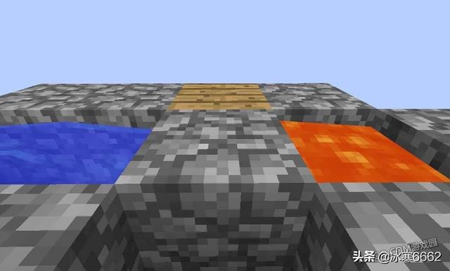 minecraft空岛生存,要求完成尽可能多的进度,可以给出你认为的开局物品清单吗(越少越好)？