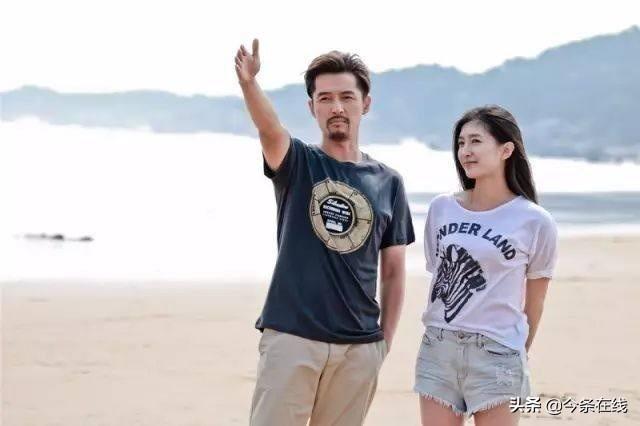 薛佳凝和胡歌怎么回事:胡歌薛佳凝七夕聚餐两人将重归于好