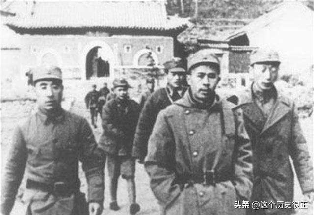 抗日战争时期，我军是否缴获了大量日军的大衣？对此你如何评价？插图58