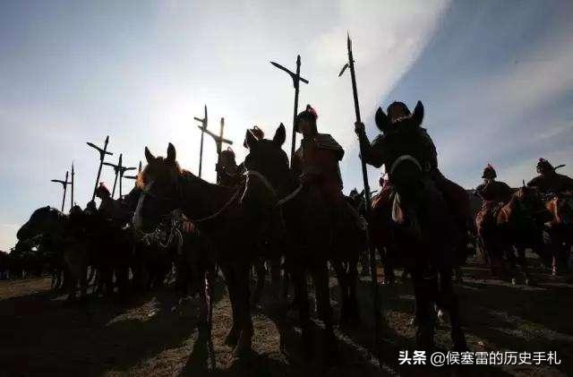 项羽坑杀秦军:始皇死，天下乱，秦数十万精锐为何突然人间蒸发而不回师救国？