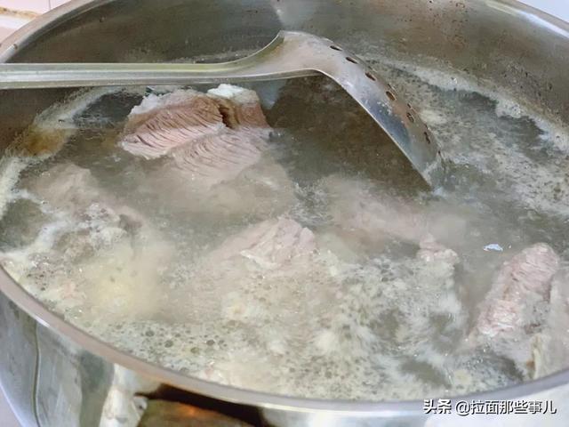 四川传统“清汤牛肉”不用一味香料,它是如何做到汤清味鲜无异味的？