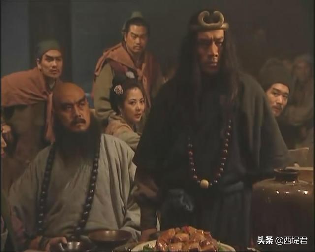 陈学冬夜会中年女士:梁山上扈三娘和林冲为何趁着夜色在风雨里见面
