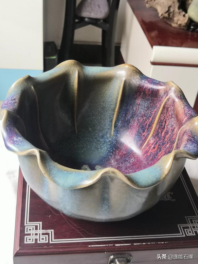 发几件价格几百万到几个亿的精品瓷器的图片，来对比交流下如何？