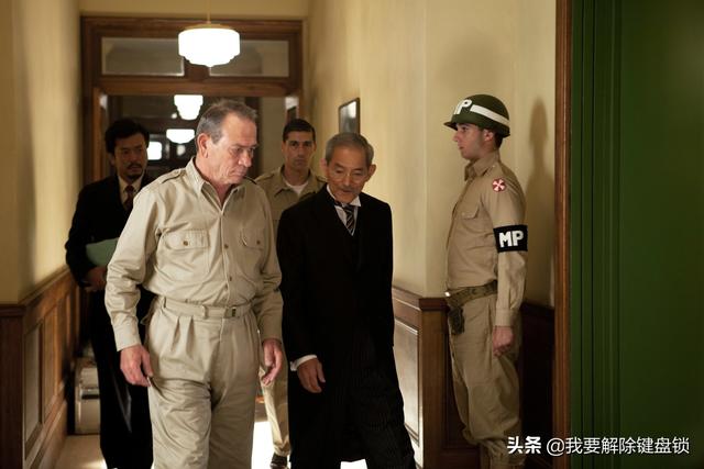 美国五星上将麦克阿瑟是怎样被解职的？为什么？插图89