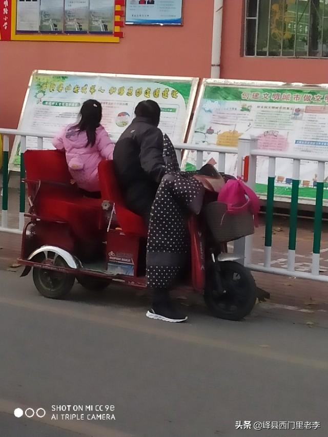 傅莹父亲:71岁的我闲不住不愿加入老人队伍闲聊，还在打工，这样做对吗？