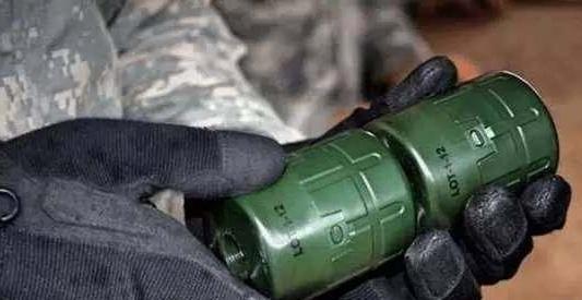 中国已经有最先进的手榴弹，为什么部队还在用木柄手榴弹？插图3