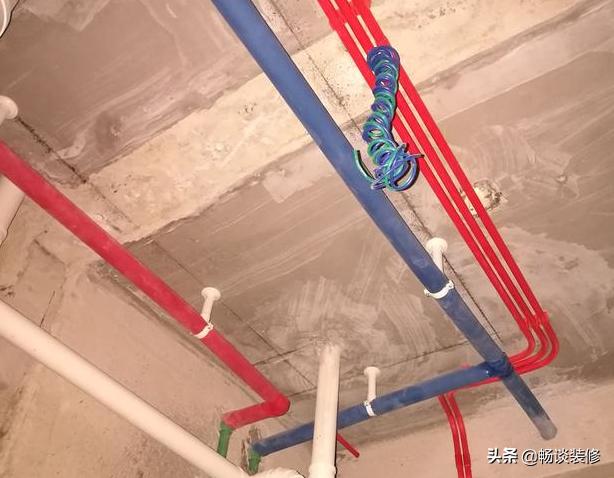 为什么水管现在都流行走顶？插图42