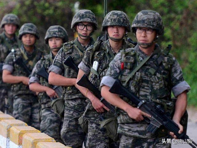 为什么感觉很多韩国年轻人不愿意当兵呢
