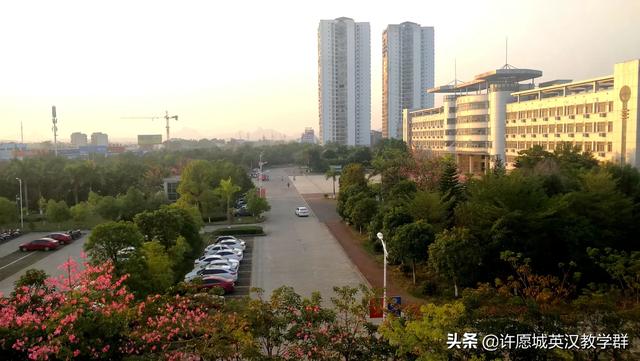 2万本钱做什么生意可以月入10万以上？
