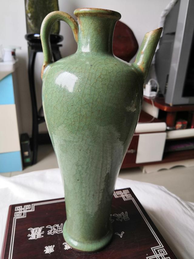 发几件价格几百万到几个亿的精品瓷器的图片，来对比交流下如何？