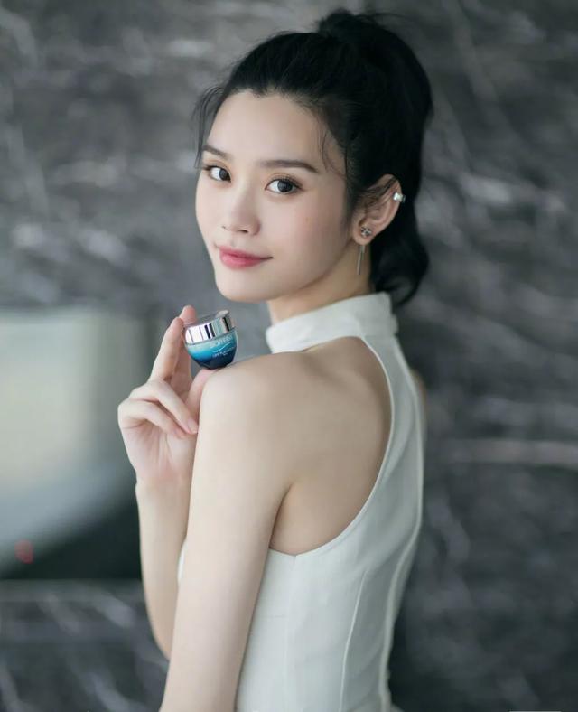 你见过哪些惊为天人的超模？