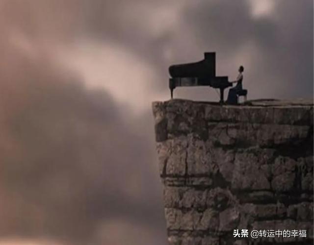 顾城和海子他们两个谁的诗歌更优秀？