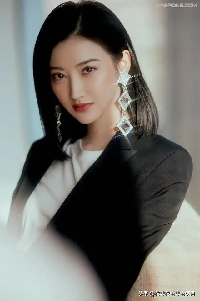 景甜的真正老公是谁:张继科景甜分手了，势均力敌的爱情为何没能走到最后