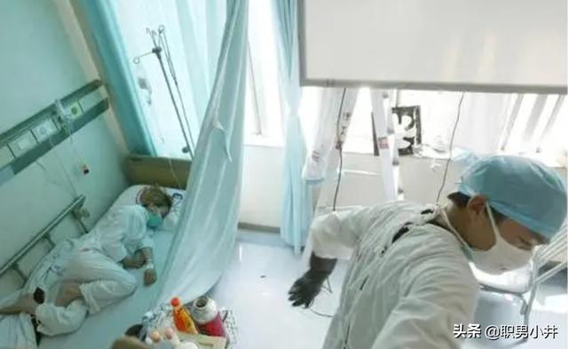 2002广州僵尸事件，如何看待广州首次在门把手上检测到新型冠状病毒