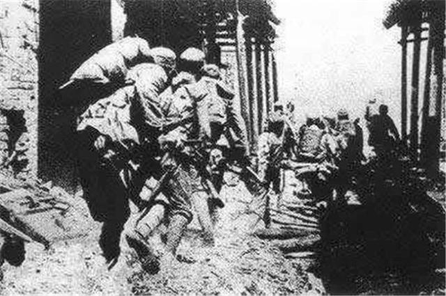 台儿庄战役打残日军两个精锐师团，国军为何要主动撤退？插图2