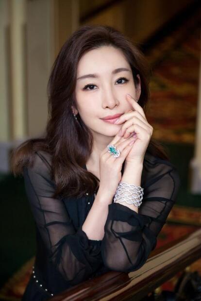 明星秦海璐老公是谁:秦海璐的幸福，让多少明星夫妻羡慕？