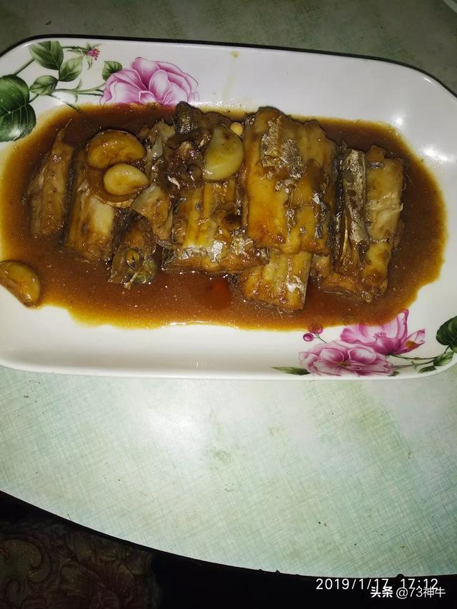 乌鸡鲅鱼:过年的时候，家里的哪道年夜饭是让你最难忘的？