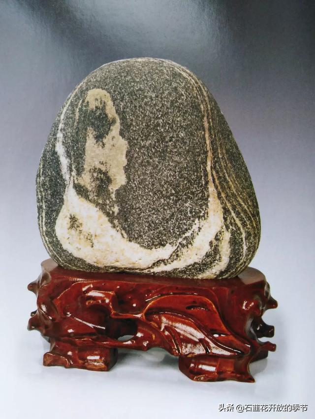 天然大化石原石图片,你收藏的天然奇石有哪些已经升值了？