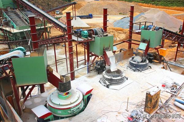 风选砂设备,鹅卵石制成砂选用哪种制砂机好？