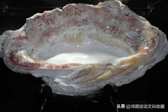 最好的红玉石,为什么说昌化鸡血石是最好的鸡血石？