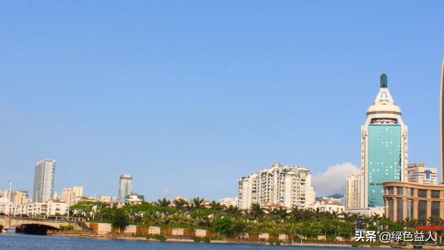 你的家乡景点有哪些特色，能否介绍给网友(介绍家乡的一个景点)