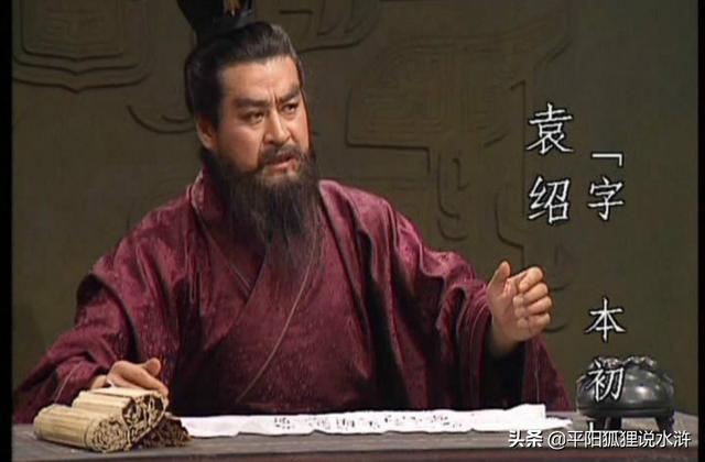 华雄是谁杀的:颜良和华雄是关羽杀的吗对此你怎么看