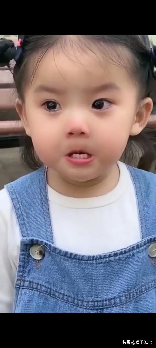 你有哪些可爱小女孩的表情包