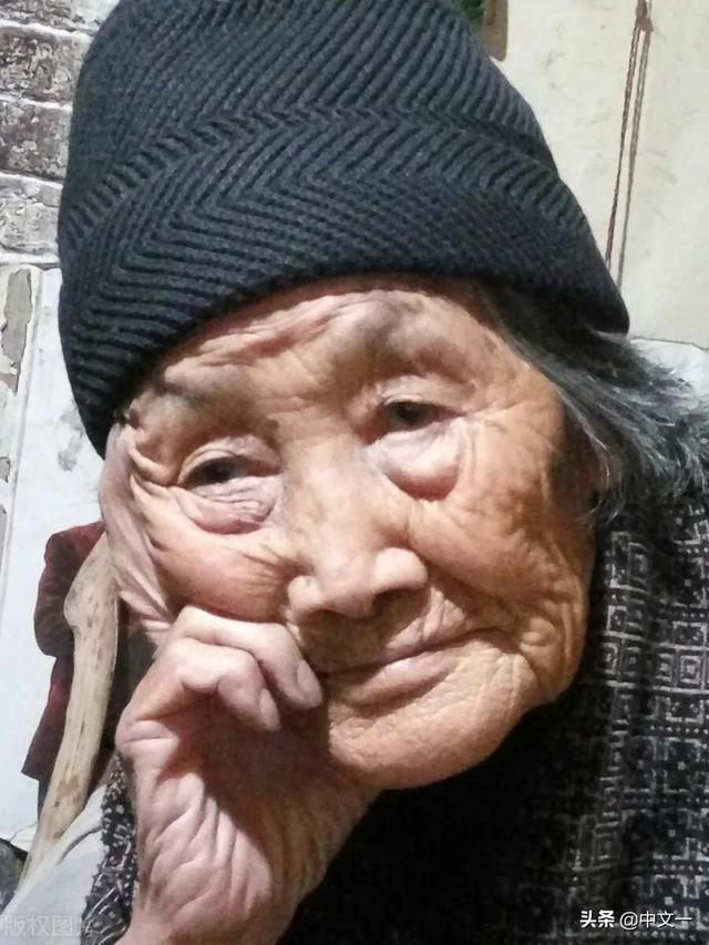 家里老人不讲理又自私怎么办为什么有的老人总是折腾子女