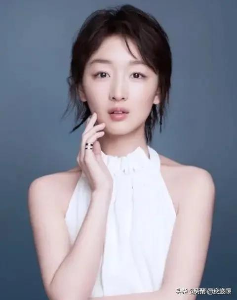 周冬雨又得了金像奖影后。是不是意味她就是整个中国九零后甚至八零后女演员第一人了？