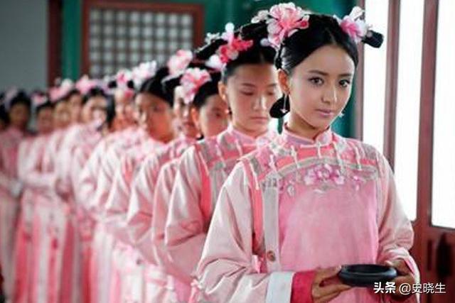 宫女穿开裆裤:古代的皇帝，为什么非要用太监伺候自己，而不用美貌的宫女呢？