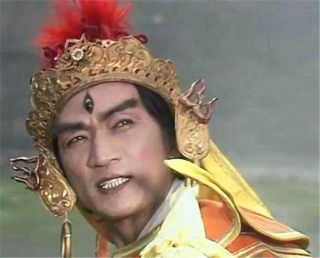 二郎神孙悟空:西游记中，二郎神和孙悟空大战300回合，谁更厉害
