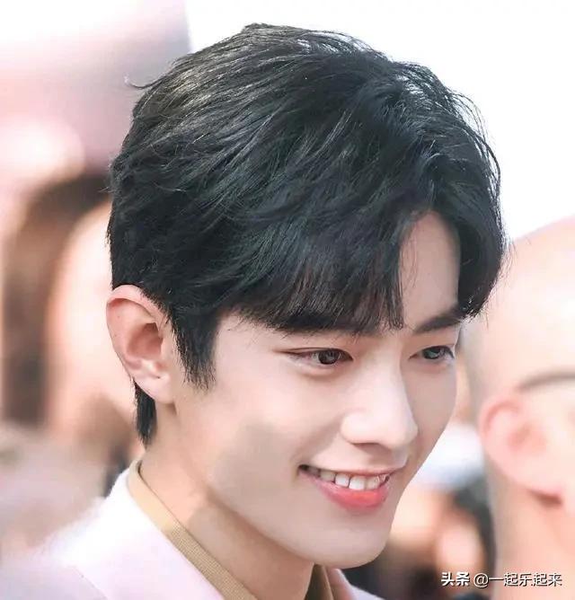 迪士尼米奇被拍头:如何看待肖战涉嫌侵犯迪士尼版权一事？