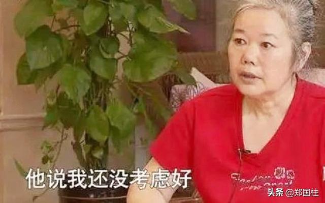 47岁女房东急得一夜白头,居然是被最信任的人出卖,怎么回事？