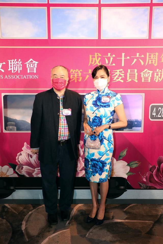 周海媚男朋友:吕良伟的两任前妻都活成潇洒单身女神，果真是离婚成就女人吗