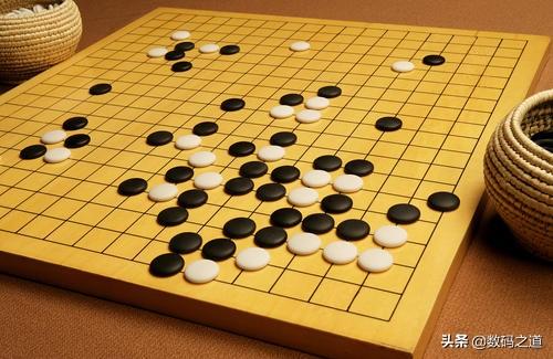 现在国内的中国象棋顶级选手和人工智能（AI）差距有多大？