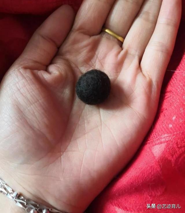 胎毛笔:为什么有人说宝宝的胎毛要保留起来？有什么作用？