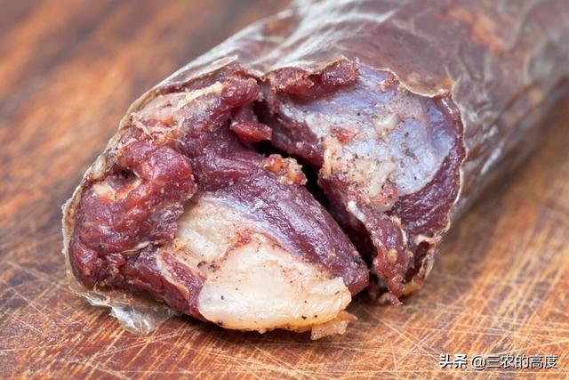 马肉能吃吗:马肉能吃吗?为啥没有卖马肉的? 人类吃牛肉为什么不吃马肉？