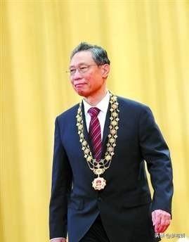 经纬和撒贝宁:撒贝宁是被央视边缘化了吗？
