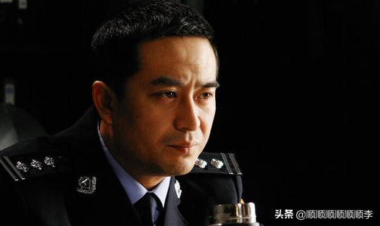 电视剧沉默使命和沉默男一号都是张嘉译是不是同一部