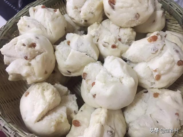当胖子在减肥节食时有人在他面前端着一盆香喷喷的食物时是什么心情？:香喷喷的什么 第4张